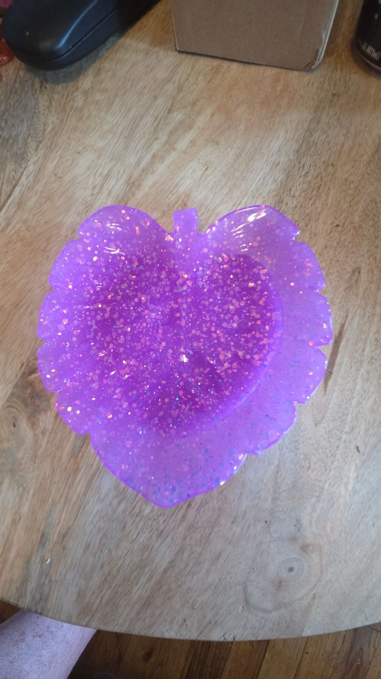 Purple glitter leaf tray