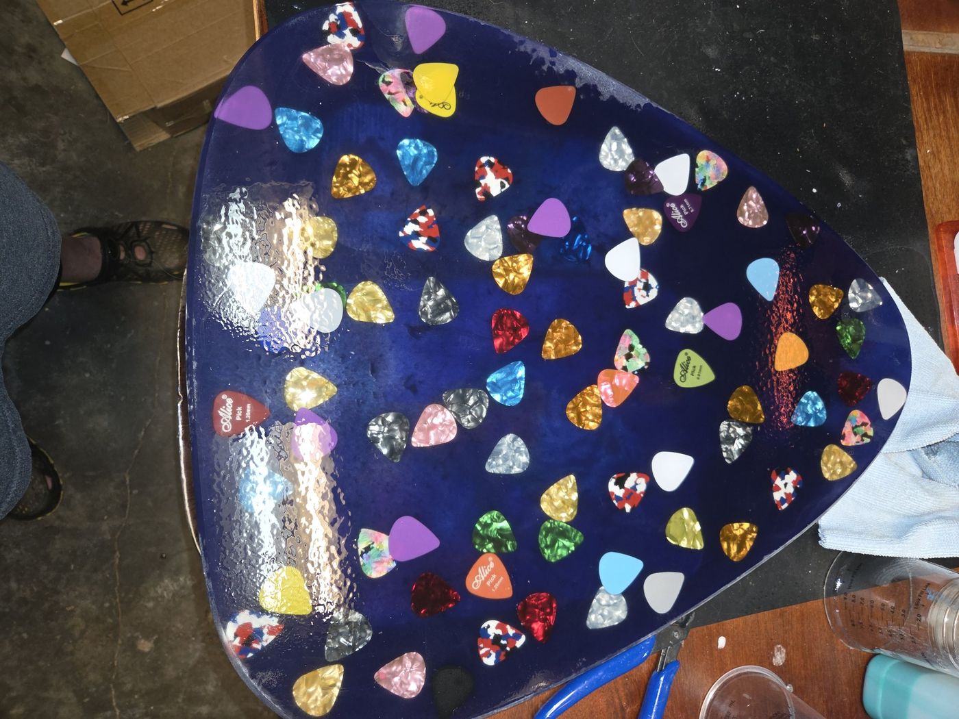 Guitar pick resin side table